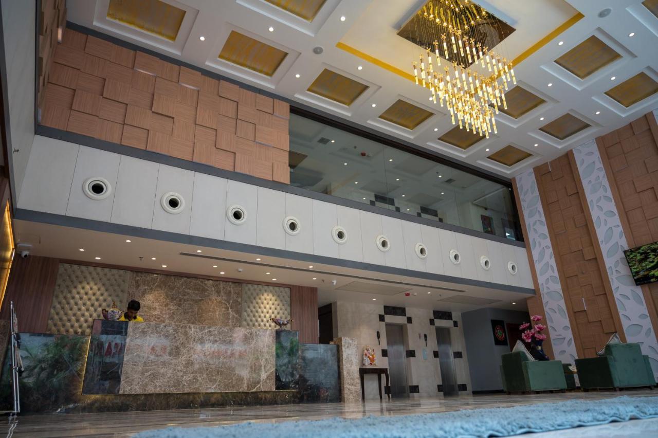Hotel Golden Retreat Baharampur Exteriér fotografie