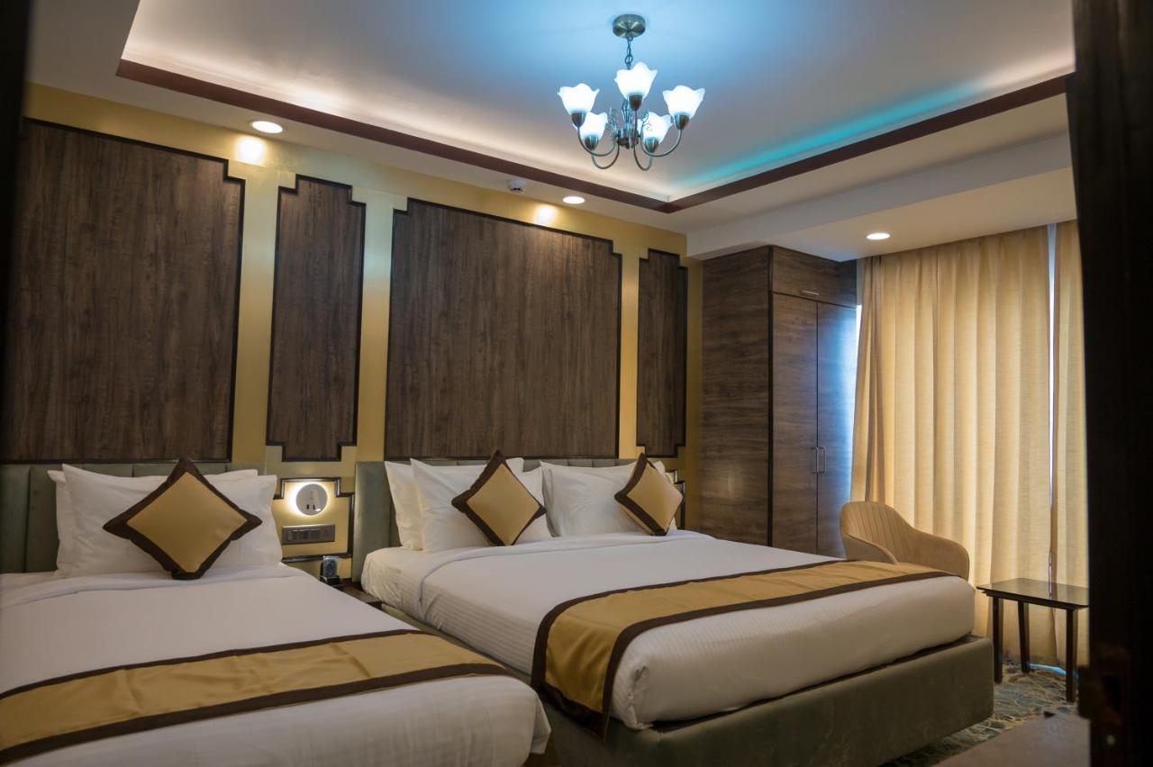 Hotel Golden Retreat Baharampur Exteriér fotografie