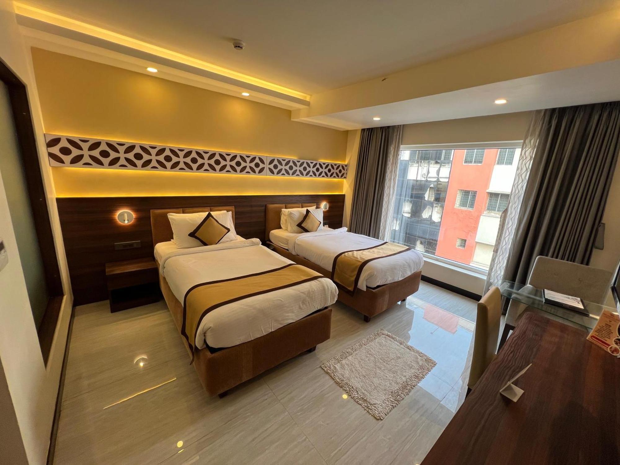 Hotel Golden Retreat Baharampur Exteriér fotografie