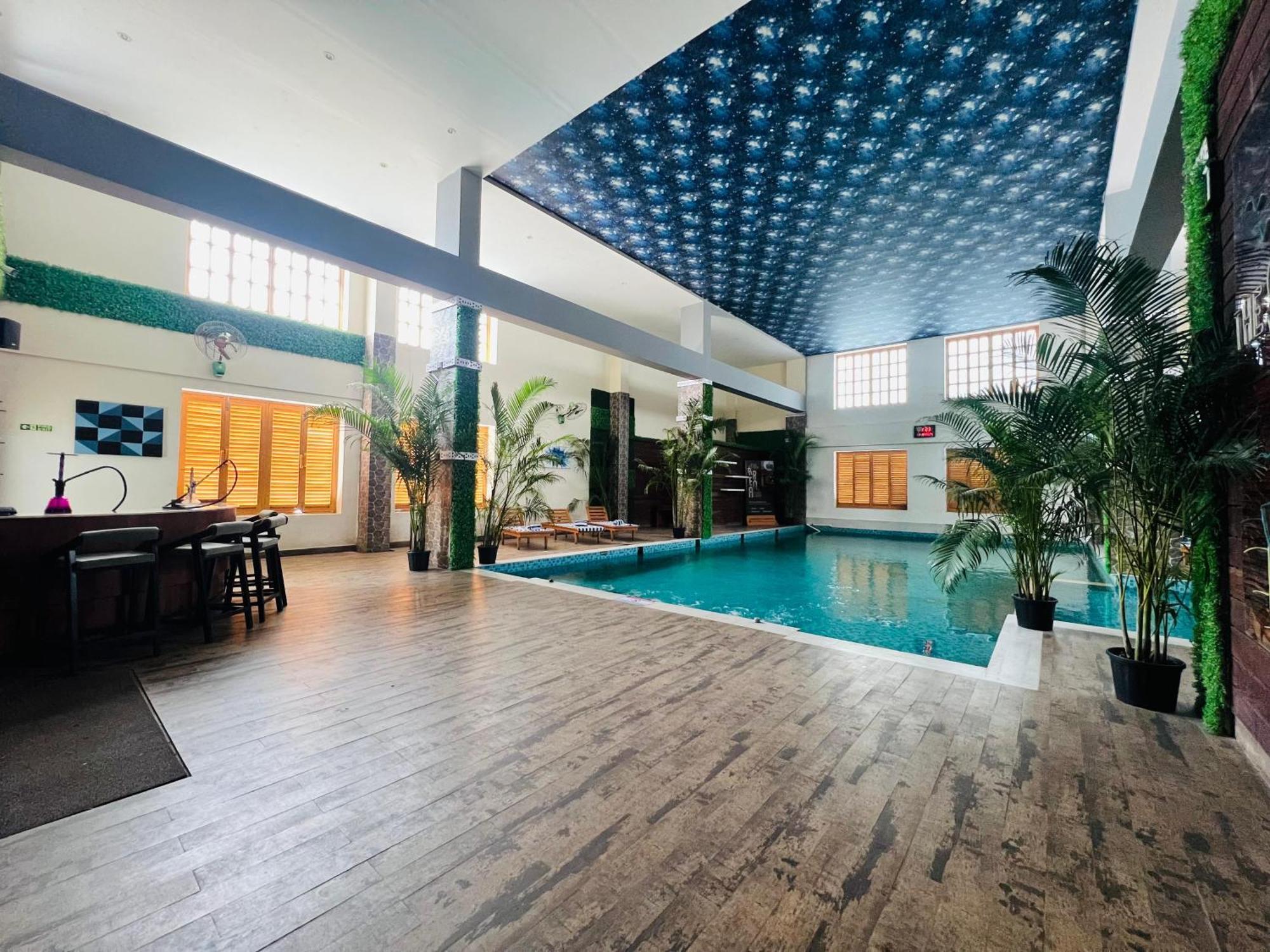 Hotel Golden Retreat Baharampur Exteriér fotografie